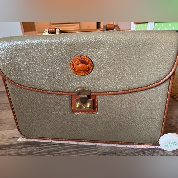 Vintage Dooney & Bourke large Pebble Leather Briefcase Unisex *No shoulder strap - Picture 3 of 11